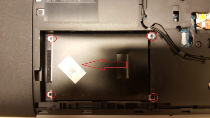 4-harddisk-demonteren